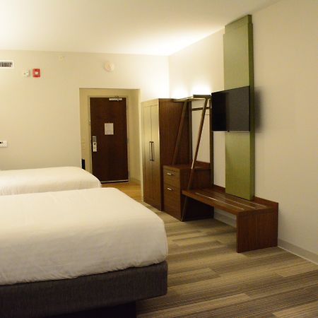 Holiday Inn Express & Suites Lexington Park California By Ihg Buitenkant foto