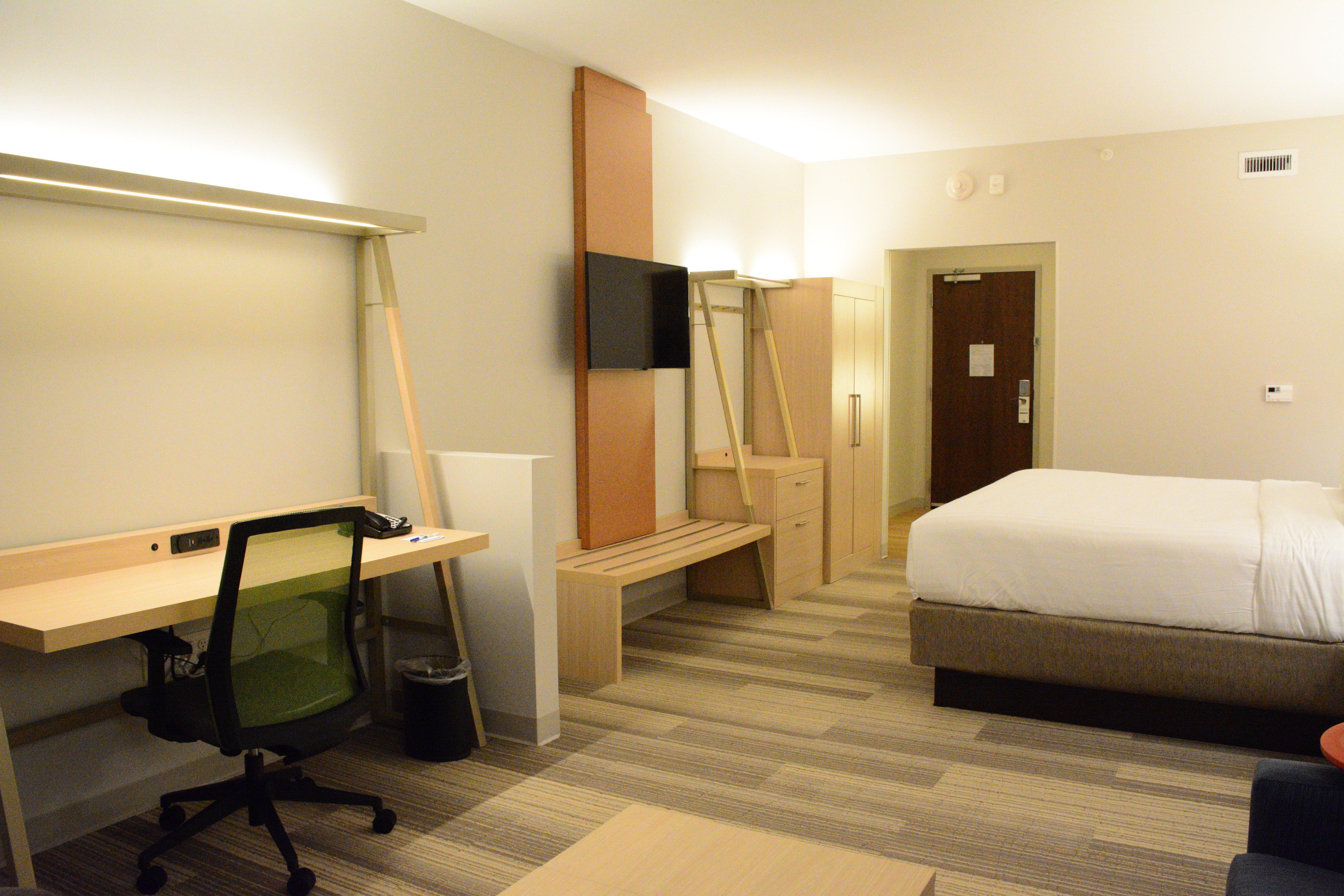 Holiday Inn Express & Suites Lexington Park California By Ihg Buitenkant foto