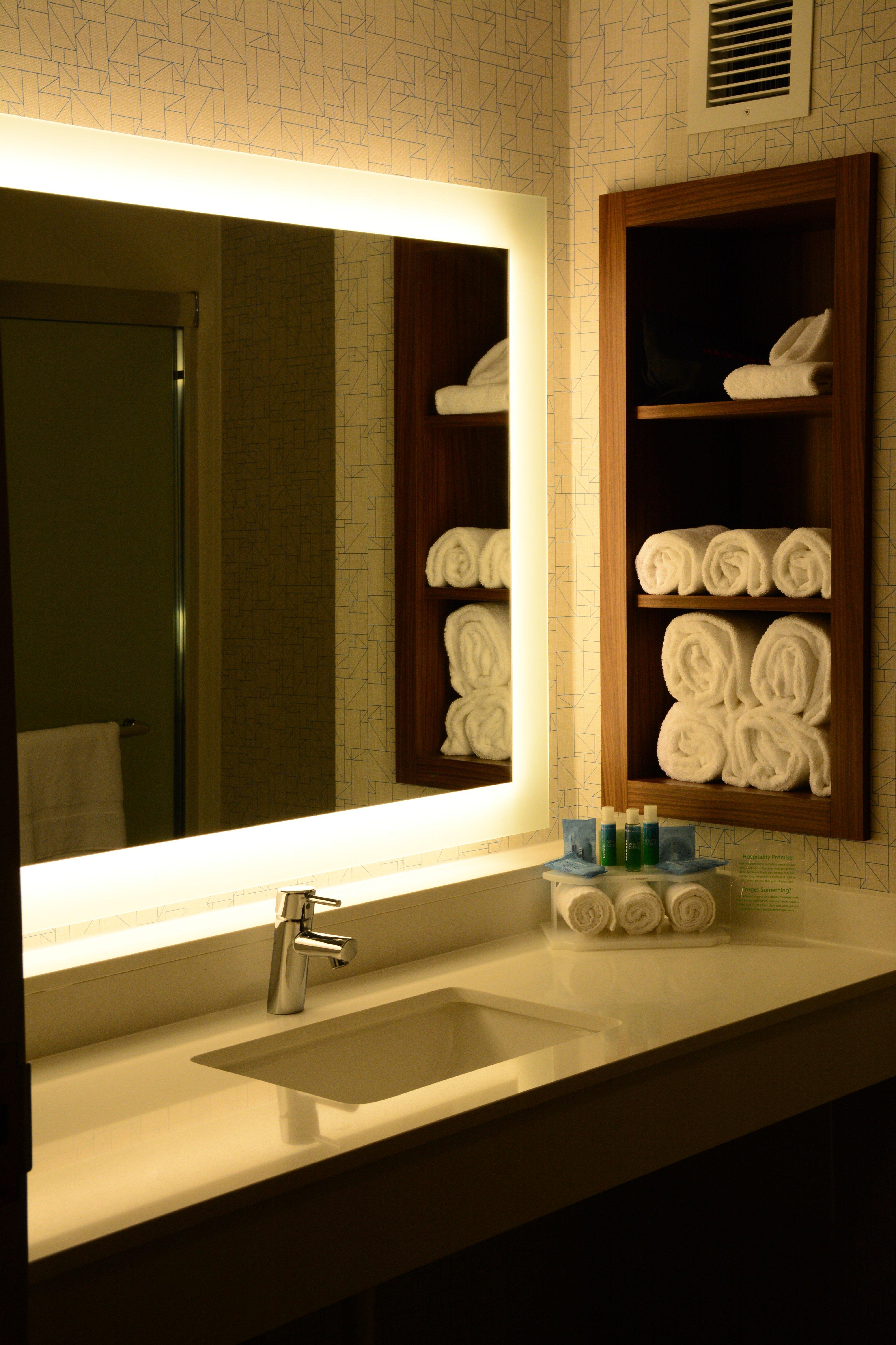 Holiday Inn Express & Suites Lexington Park California By Ihg Buitenkant foto