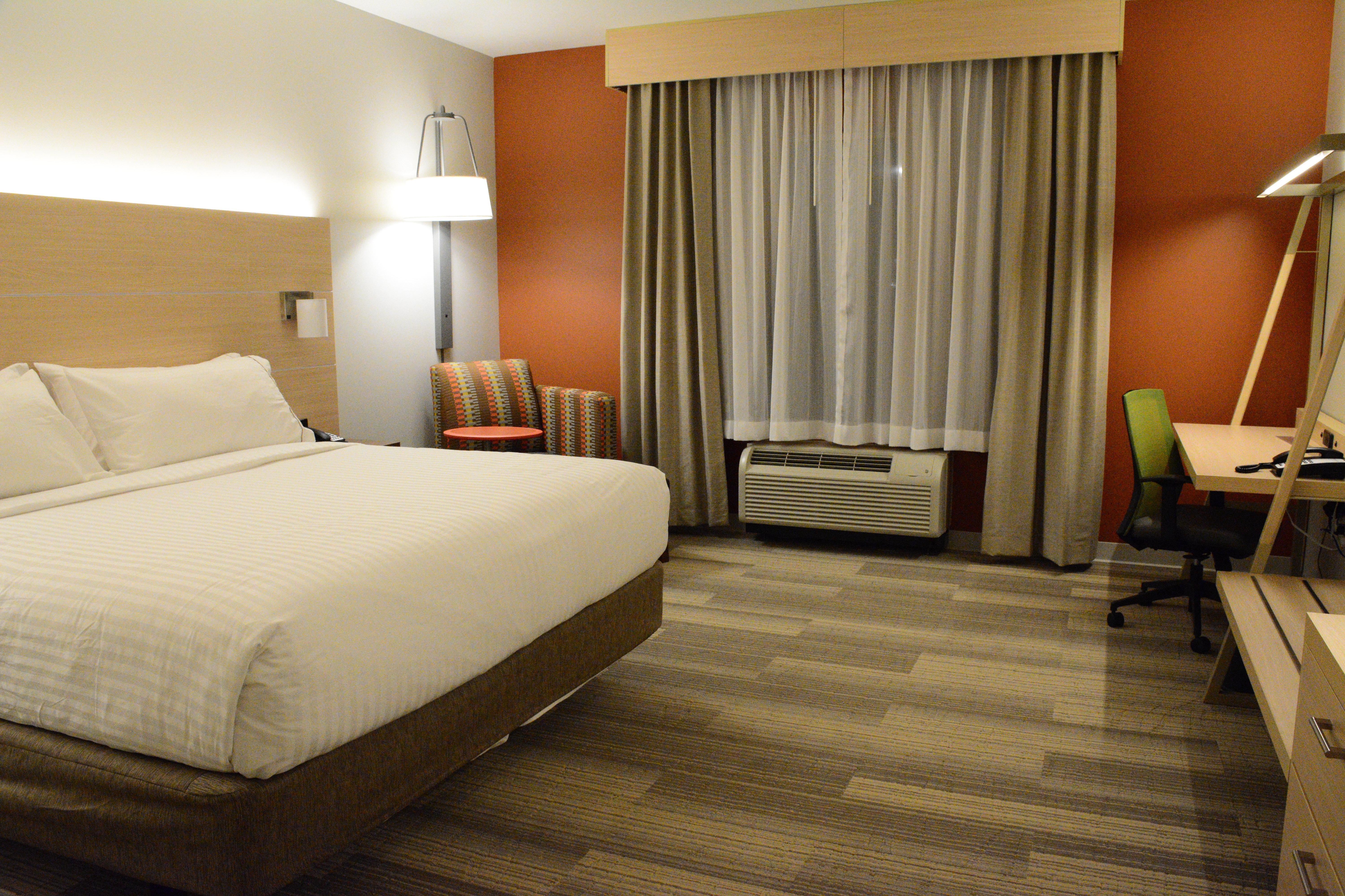 Holiday Inn Express & Suites Lexington Park California By Ihg Buitenkant foto