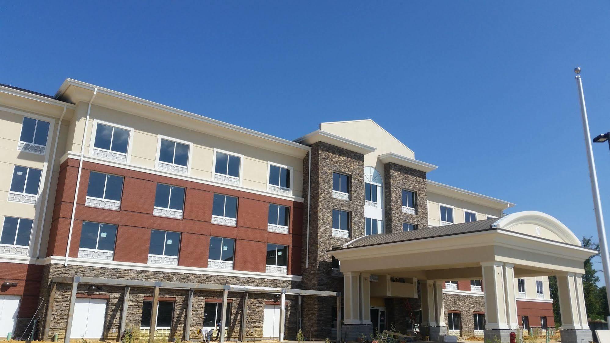 Holiday Inn Express & Suites Lexington Park California By Ihg Buitenkant foto